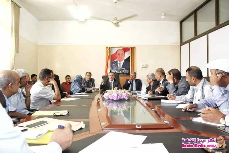 وكيل اول المحافظة يرأس إجتماع لمدراء المكاتب التنفيذية بالمحافظة