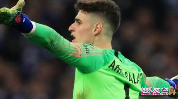 حارس تشيلسي يُغرم أجر أسبوع ويعتذر لمدربه وزملائه