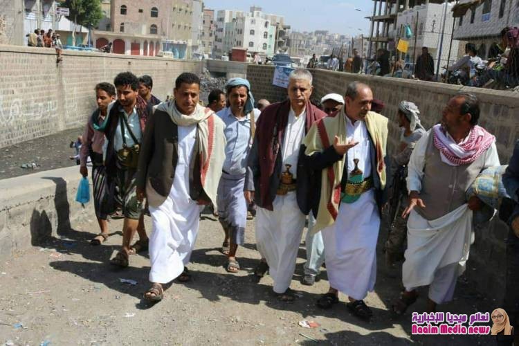 تدشين حملة نظافة قنوات السيول في تعز