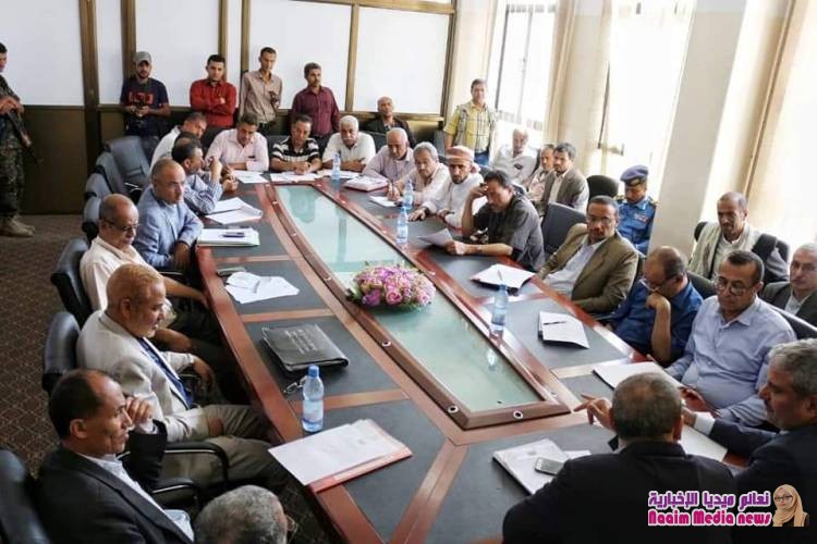 وكيل أول المحافظة يناقش اعداد الدراسات الخاصة بالمشاريع الخدمية في المحافظة لعام 2019م