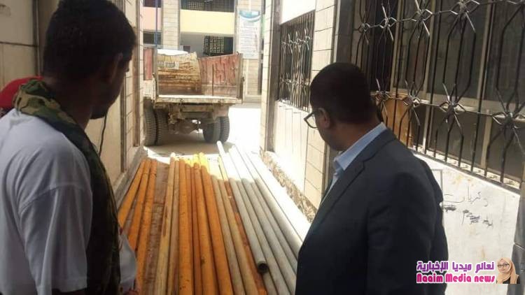 الوكيل جامل يلتقي مسؤولي المياه ويزور عدد من الآبار المتوقفة ويوجه بإعادة تشغيلها