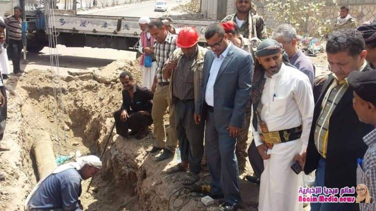 الوكيل جامل يلتقي مسؤولي المياه ويزور عدد من الآبار المتوقفة ويوجه بإعادة تشغيلها