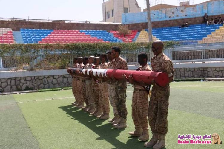 تعز.. تخرج دفعة عسكرية جديدة في اللواء 22 ميكا 