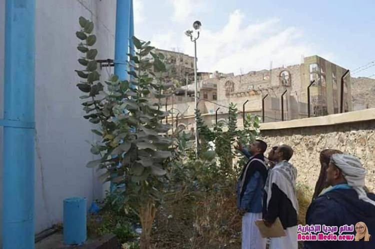 الوكيل جامل يدشن ضخ المياه لعدد من الاحياء السكنية ويطلع على التجهيزات لعدد من الابار في المدينة 