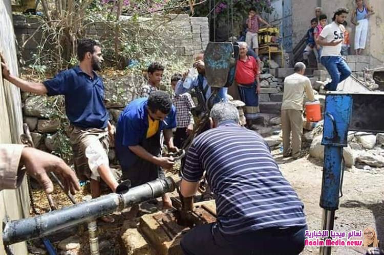 الوكيل جامل يدشن ضخ المياه لعدد من الاحياء السكنية ويطلع على التجهيزات لعدد من الابار في المدينة 