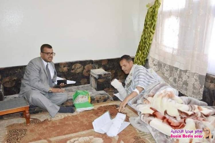 الوكيل جامل يزور المصاب الشوافي ويطمئن على صحته  