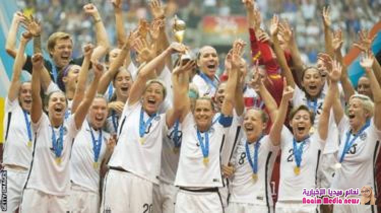 بطلات العالم في كرة القدم يرفعن دعوى على الاتحاد الأمريكي للعبة من أجل مساواتهن بالرجال