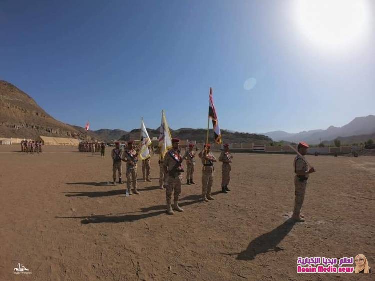 تعز : تخريج دفعة جديدة من منتسبي الجيش الوطني في اللواء 17 مشاة