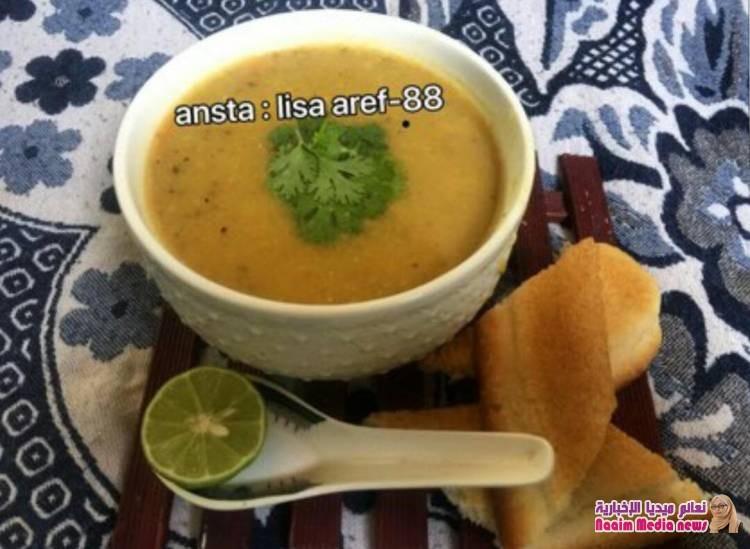 حساء العدس الساخن