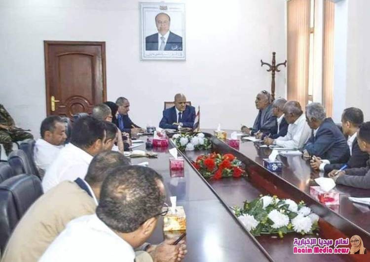 محافظ تعز يوجه بتشكيل لجنة لمراجعة الإختلالات في صندوق النظافة