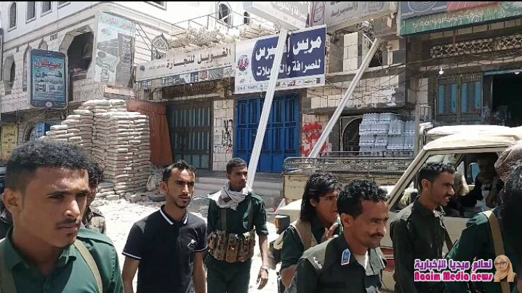 حسب توجيهات مدير امن المحافظة  والنيابة والبنك المركزي شرطة مريس تغلق محلات الصرافة المخالفة 