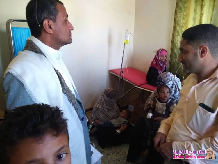 نزول ميداني لمدير عام المديرية وفريق الاستجابة الطارئة الى قرية المحشاء بعزلة بني عيسى.