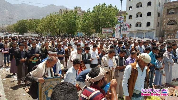 احتشاد جماهير تعز تاييدا للحمله الامنيه