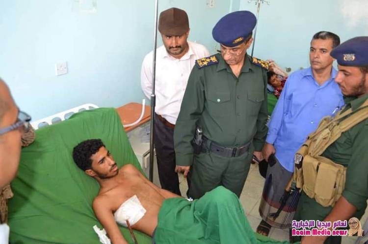 مدير عام شرطة تعز يزور جرحى الحملة الأمنية ويقوم بزيارات أخرى