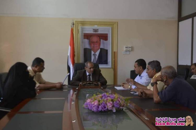 وكيل أول يناقش سبل تلبية احتياجات المحافظة من النفط والغاز 