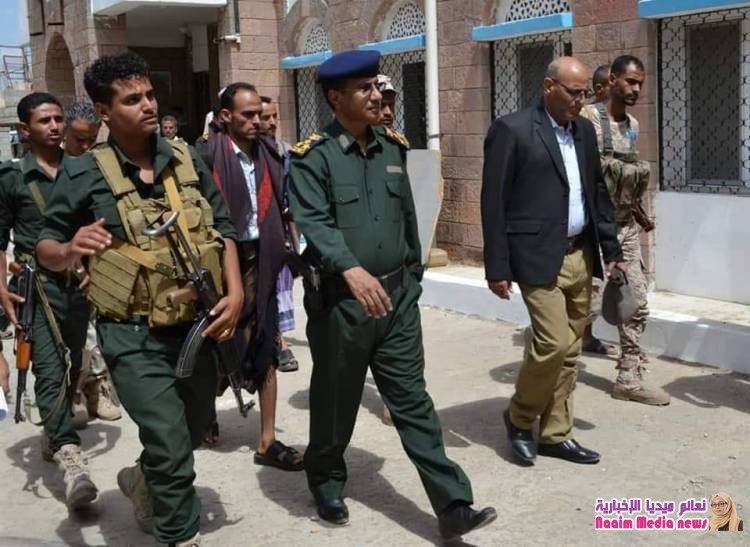 وكيل  الدفاع والأمن يطلع على سير العمل في شرطة المحافظة