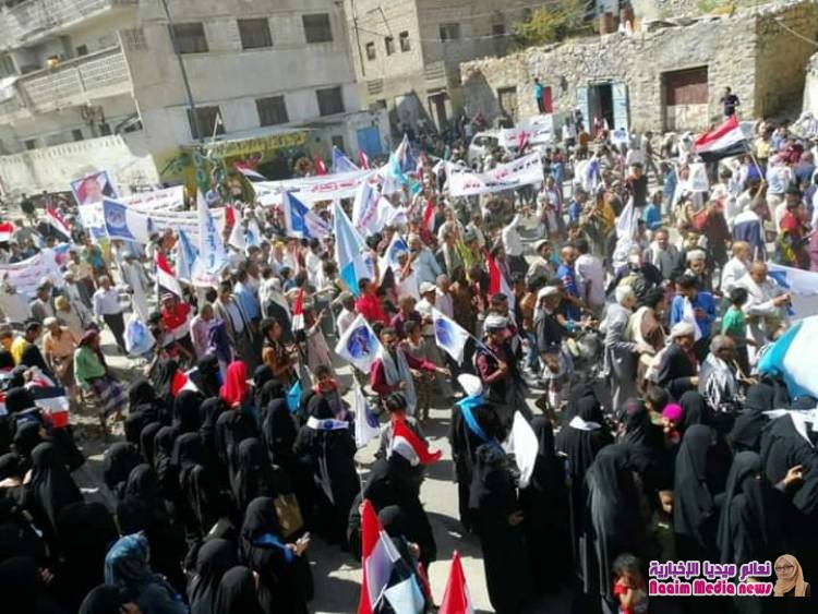 شاهد بالصور المسيرة الجماهيرية الحاشدة التي نظمه المؤتمر الشعبي العام صباح اليوم