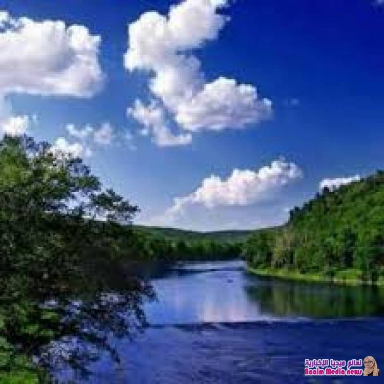 رجل زوج ابنتيه واحدة بفلاح  والثانية بصاحب مصنع فخار 