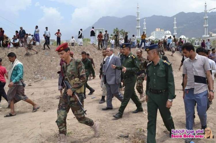 في جنازة رسمية وشعبية كبيرة تشييع شهداء الواجب في شرطة تعز