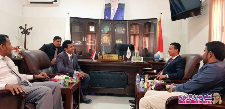 العرادة يلتقي السروري في مكتب رئيس جامعة إقليم سبأ 