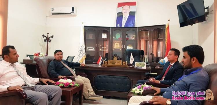 العرادة يلتقي السروري في مكتب رئيس جامعة إقليم سبأ 