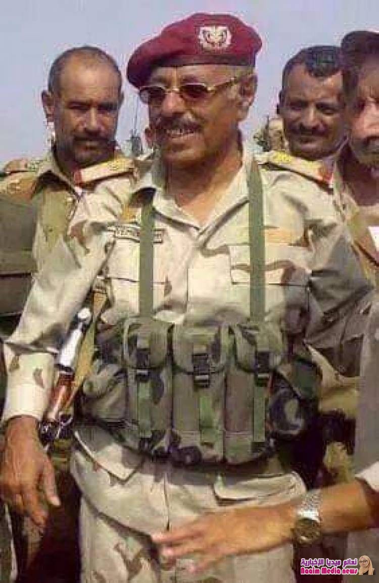 نائب رئيس الجمهورية يجري اتصالاً هاتفياً بقائد محور كتاف