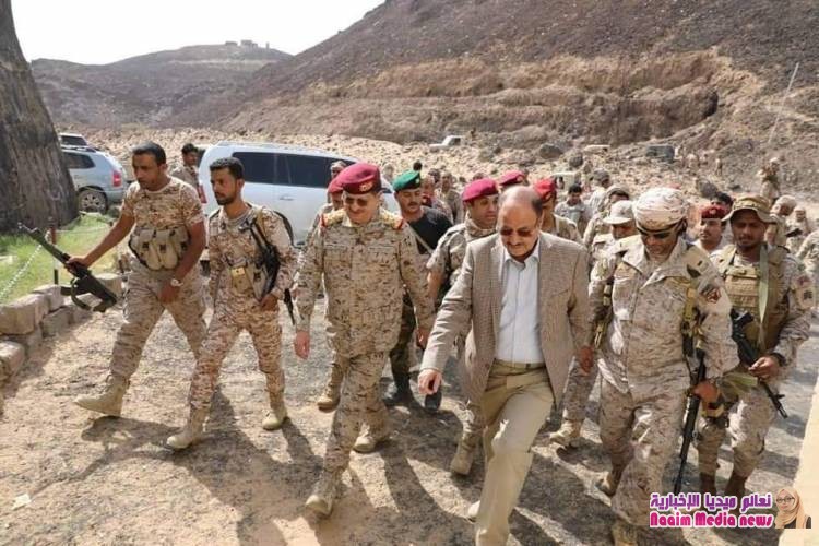 نائب الرئيس يصل مأرب ويلتقي القادة العسكريين بحضور وزير الدفاع