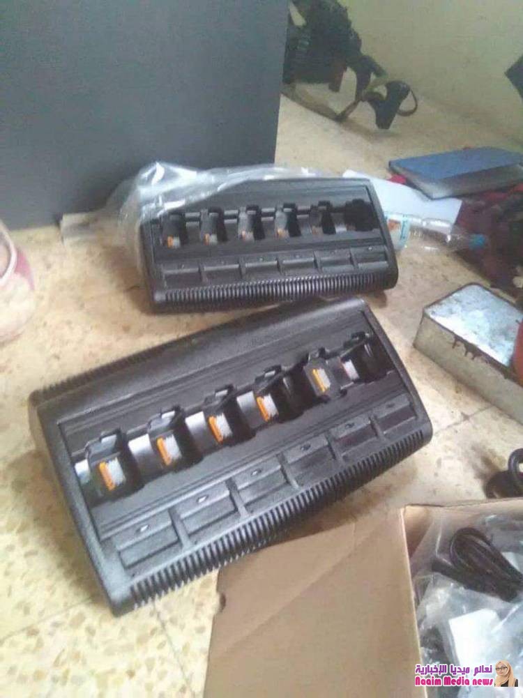 ضبط اجهزة اتصال لاسلكي عملياتي كانت في طريقها للعاصمة عدن 