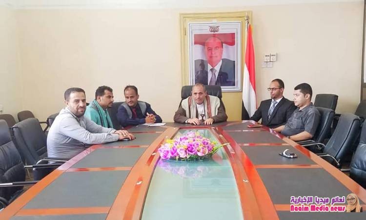 وكيل المحافظة يناقش مع ممثلين عن المبادرات الشبابية إقامة مؤتمر الشباب بتعز  