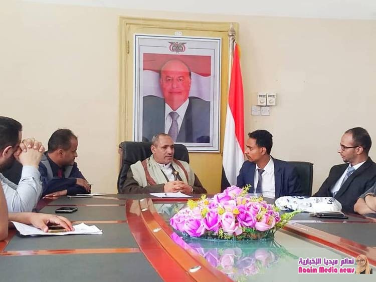 وكيل المحافظة يناقش مع ممثلين عن المبادرات الشبابية إقامة مؤتمر الشباب بتعز  
