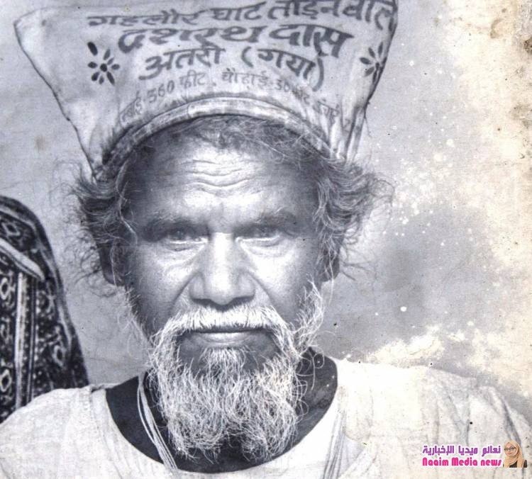 بضربه فأس عمرها 22 عشرين سنه  قصة حب تفلق الجبل..... 