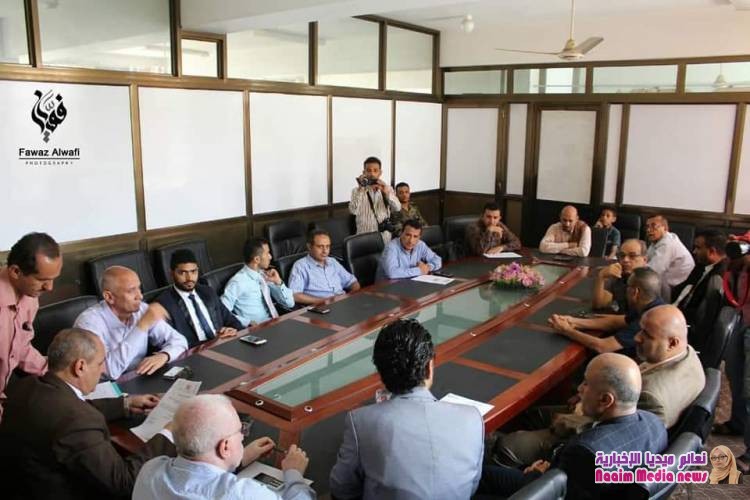 وكيل اول محافظة تعز يناقش مع ممثل منظمة "ميد جلوبال" دعم القطاع الصحي في المحافظة