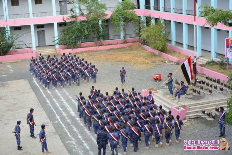 إدارة عام شرطة محافظة تعز تحتفي بتخرج الدفعة الثالثة من شرطة الدوريات وأمن الطرق 