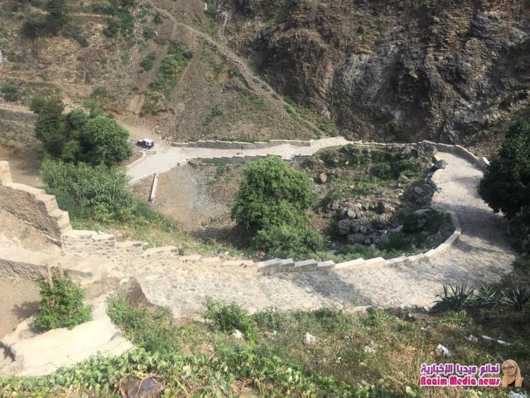 بجهود مجتمعية ...إفتتاح عدداً من المشاريع التنموية والمبادرات المجتعية بقرى عزلة بني بكاري بمديرية جبل حبشي.