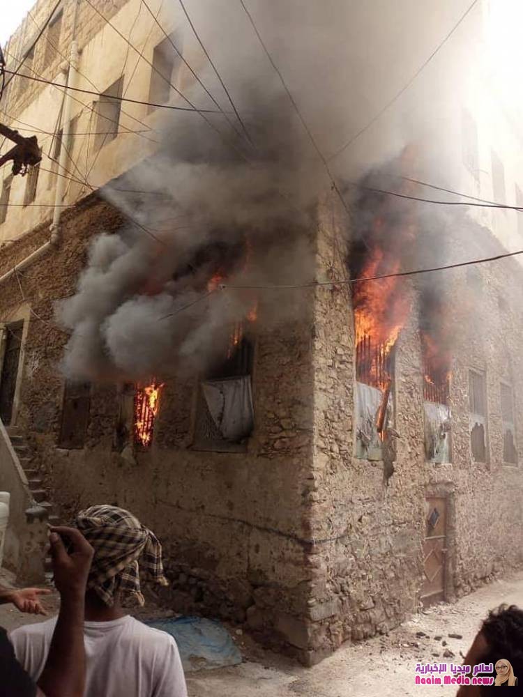 حريق يلتهم احد البيوت في حضرموت