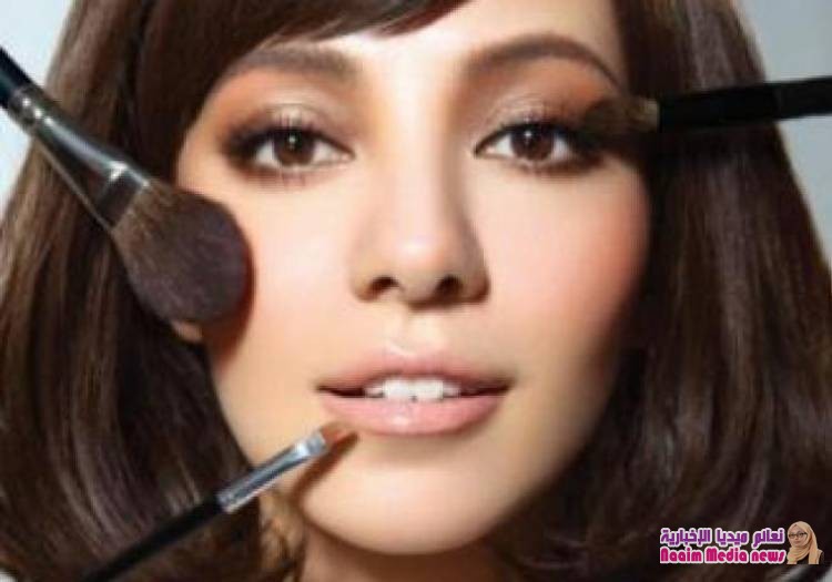 صحّحي عيوب أنفك بحيل الماكياج!