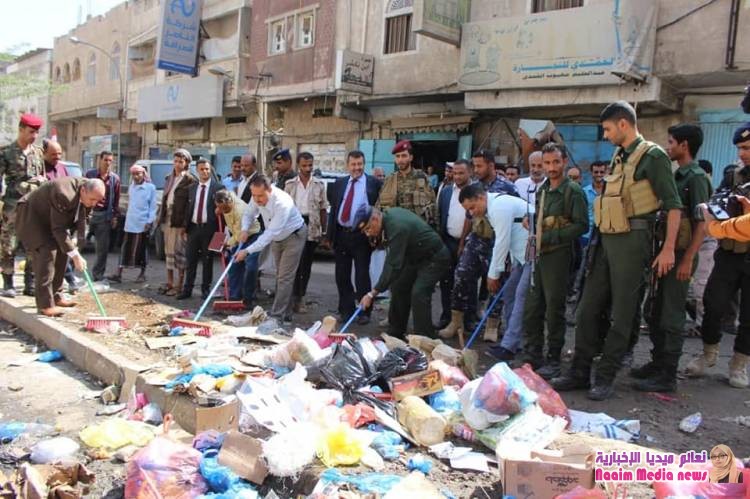 السلطة المحلية بتعز تنفذ حملة نظافة شاملة للمدينة