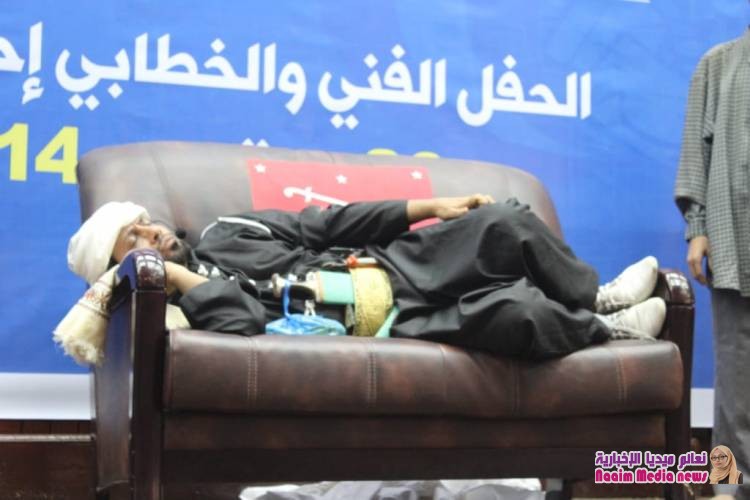 أقمت نيابة شؤون الطلبة في جامعة تعز بحفل فني وخطابي إحتفاء بثورتي 26سبتمبر و 14أكتوبر