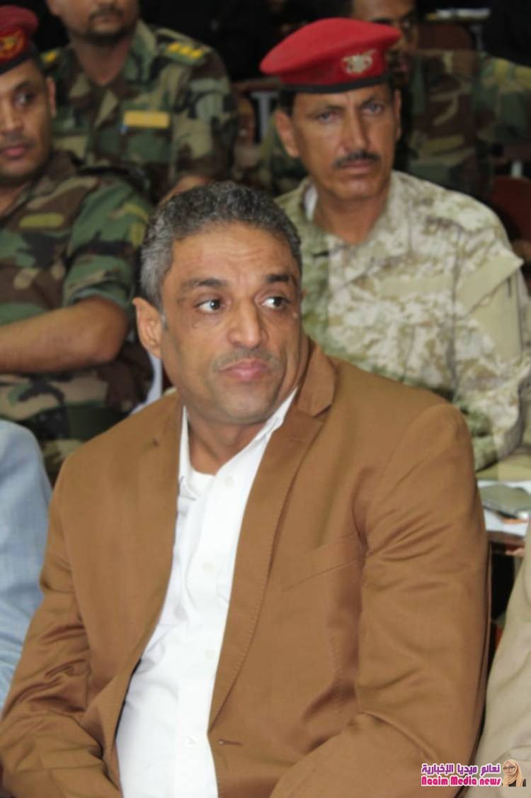 أقمت نيابة شؤون الطلبة في جامعة تعز بحفل فني وخطابي إحتفاء بثورتي 26سبتمبر و 14أكتوبر