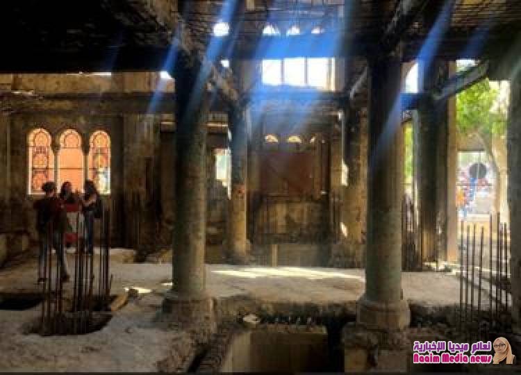 مظاهرات لبنان تعيد الحياة للـ "التياترو الكبير" الذي غنت أم كلثوم على خشبته