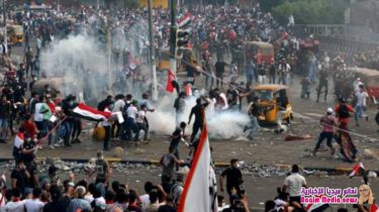 مظاهرات العراق: آلاف يكسرون حظر التجول في العاصمة بغداد، ومقتل خمسة بينهم فتاة مع استمرار الاحتجاجات