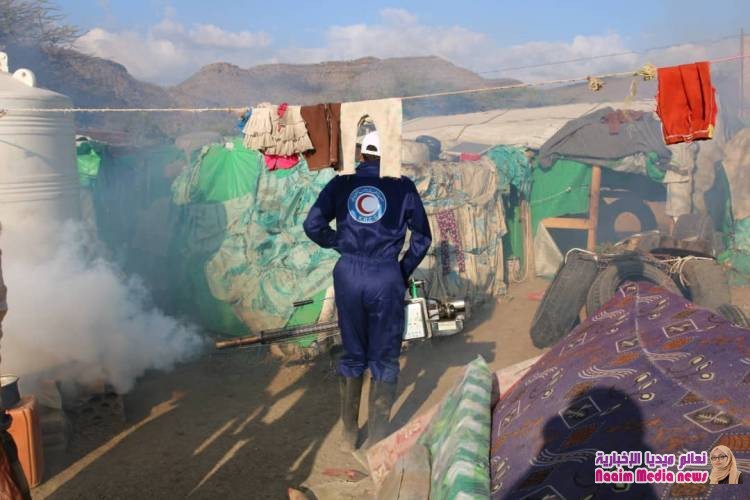 بحضور وكيل المحافظة الدكتور عبدالحكيم عون دشنت مؤسسة استجابه للأعمال الانسانية والاغاثية الحملة الاغاثية العاجلةلمكافحة الامراض الوبائية في اليمن