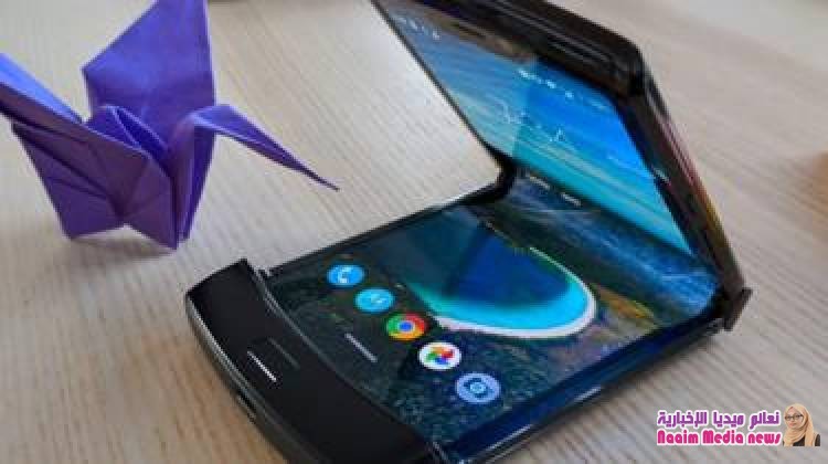 هل تُحل عقدة شركات التكنولوجيا في 2020 لإنتاج هاتف قابل للطي يرضي المستهلك؟