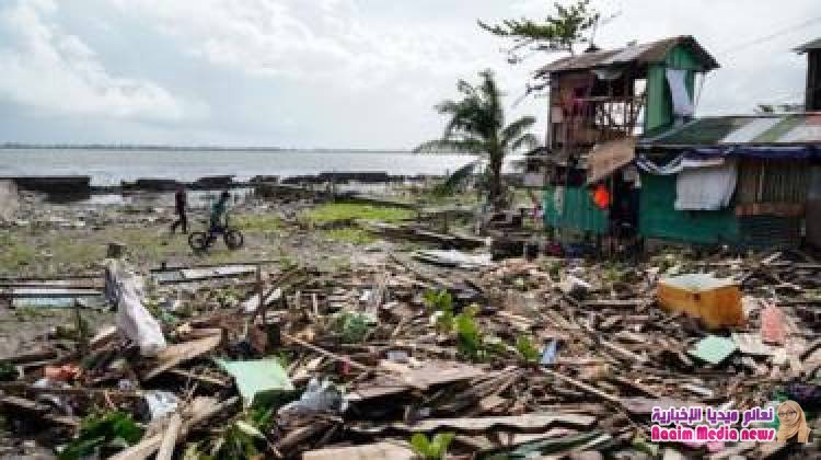 إعصار فانفون: قتلى ودمار في يوم عيد الميلاد في الفلبين