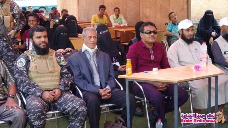 النجاة الخيرية تهدي وسيلة نقل لجمعية المعاقين حركياً