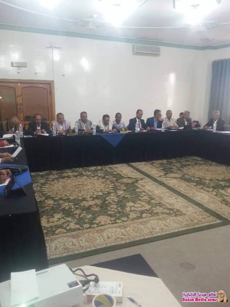 تدشين برنامج دورات مراقبة وتقييم الأعمال الإنسانية في تعز