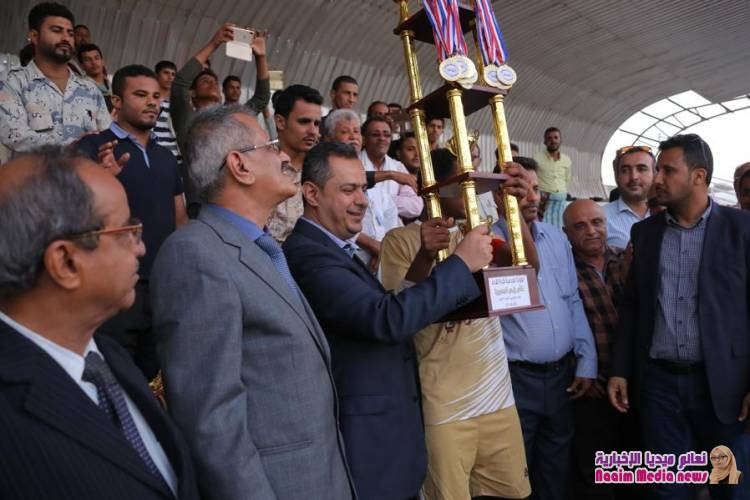أهلي تعز يثمن دعم رئيس الوزراء لفريقه في سيئون