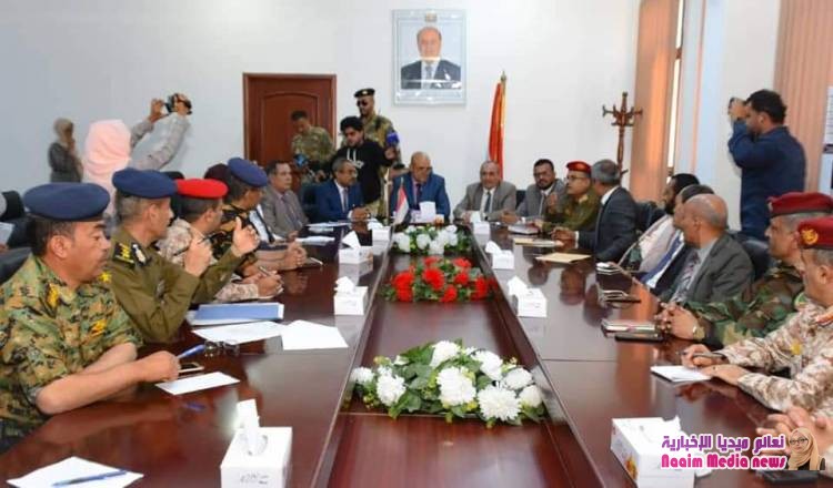 اللجنة الأمنية بتعز تؤكد على ضبط الاختلالات وتدعو الجميع للوقوف بجانب الجيش الوطني والأجهزة الأمنية