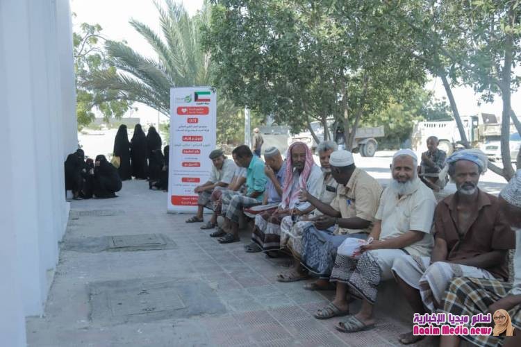 صور تتحدث عن مخيم بصر في حضرموت شحر