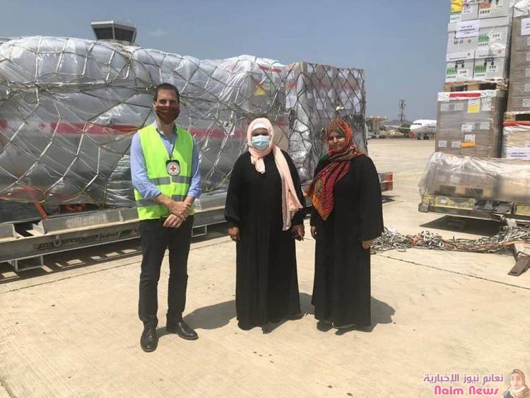 وصـــول معـــدات وتجهيـــزات خاصـــة بالصليـــب الدولي لعمـــل مستشفـــى ميـــداني بعدن